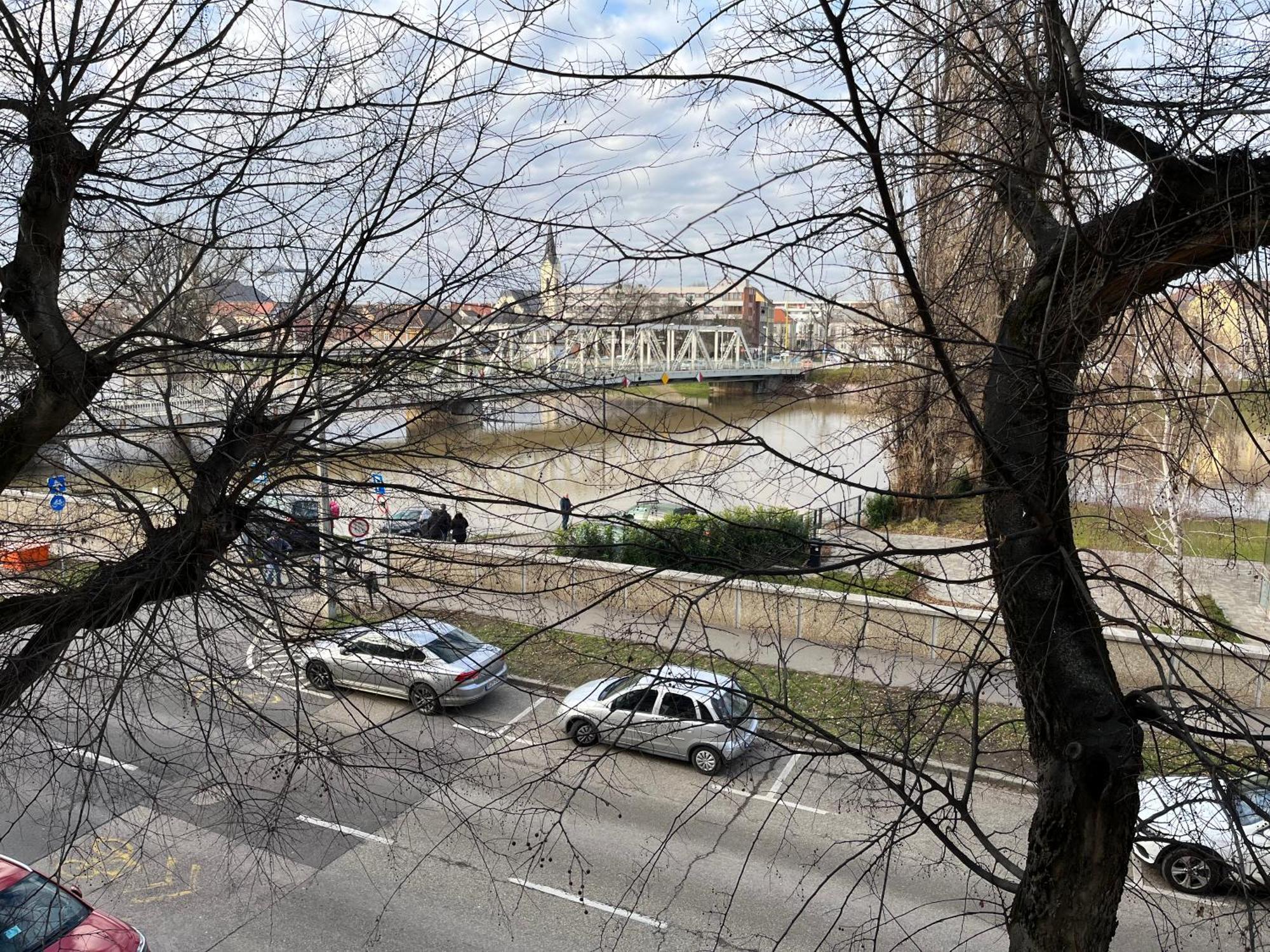 River - Free Parking Győr Eksteriør billede